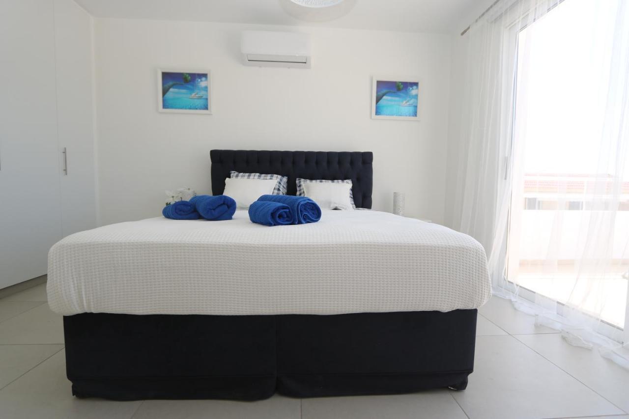 Nissi 3 Amazing Sea View Apartment 아이아 나파 외부 사진