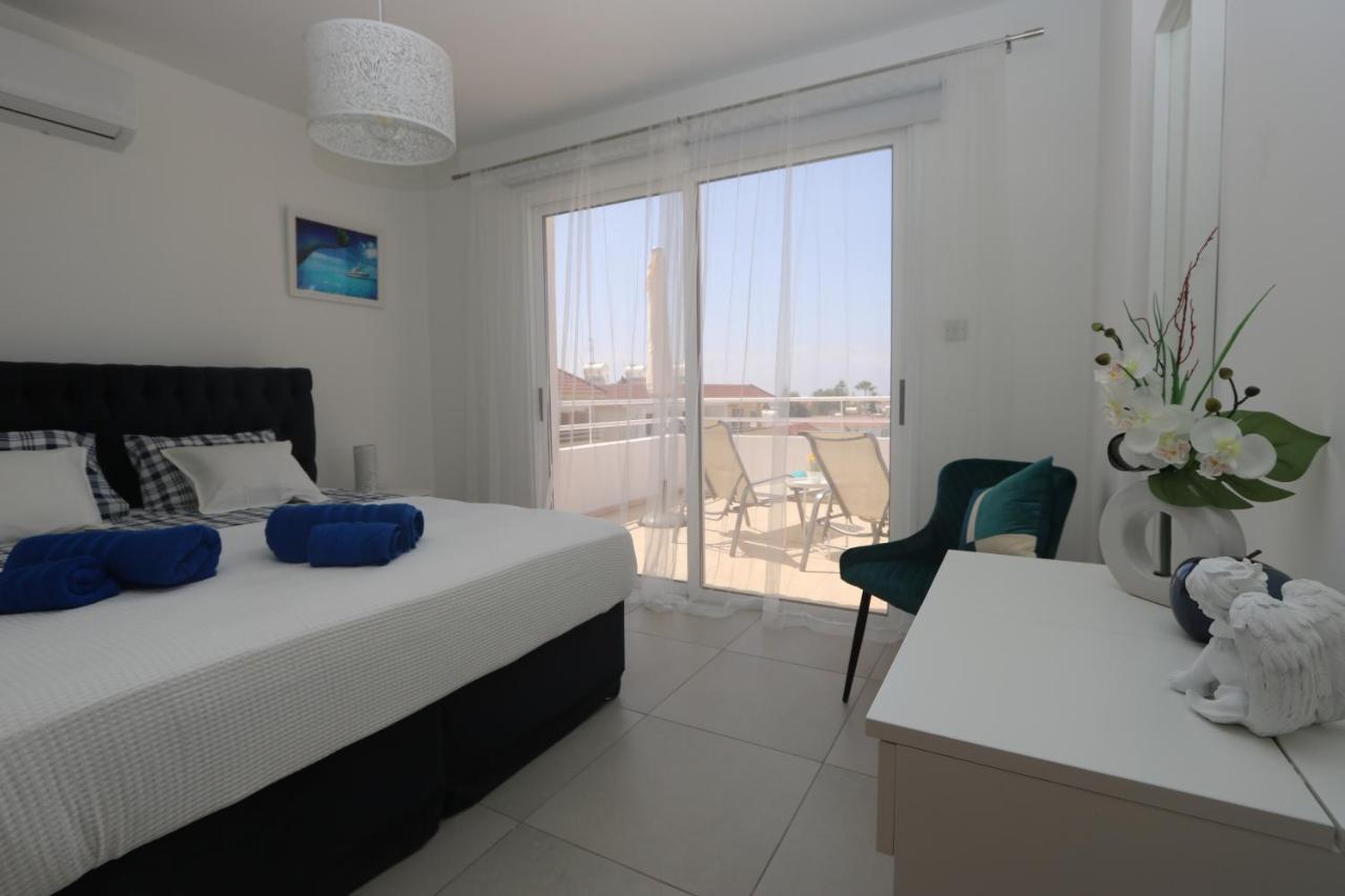 Nissi 3 Amazing Sea View Apartment 아이아 나파 외부 사진